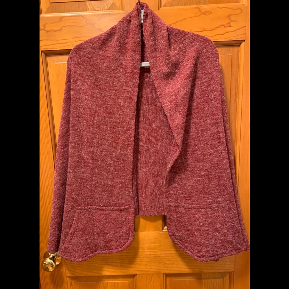 🔴NEW- 35 Below Performance Apparel Shawl/Wrap with Pockets